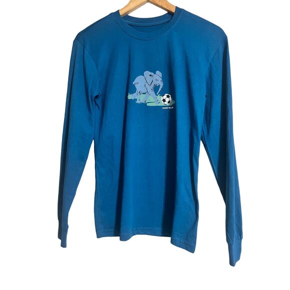 ivory ella Tops - Ivory Ella Elephant Soccer Ball Graphic Tee Oversized XXS